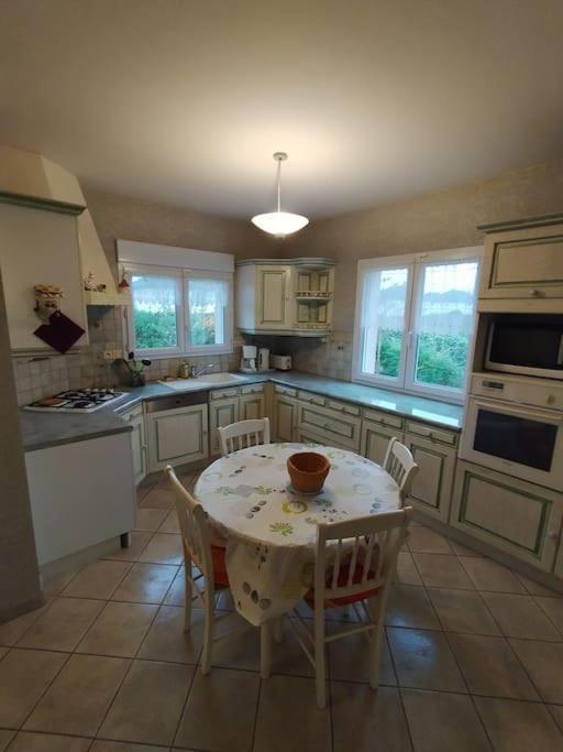 Villa Parent Aise à Aze  Extérieur photo